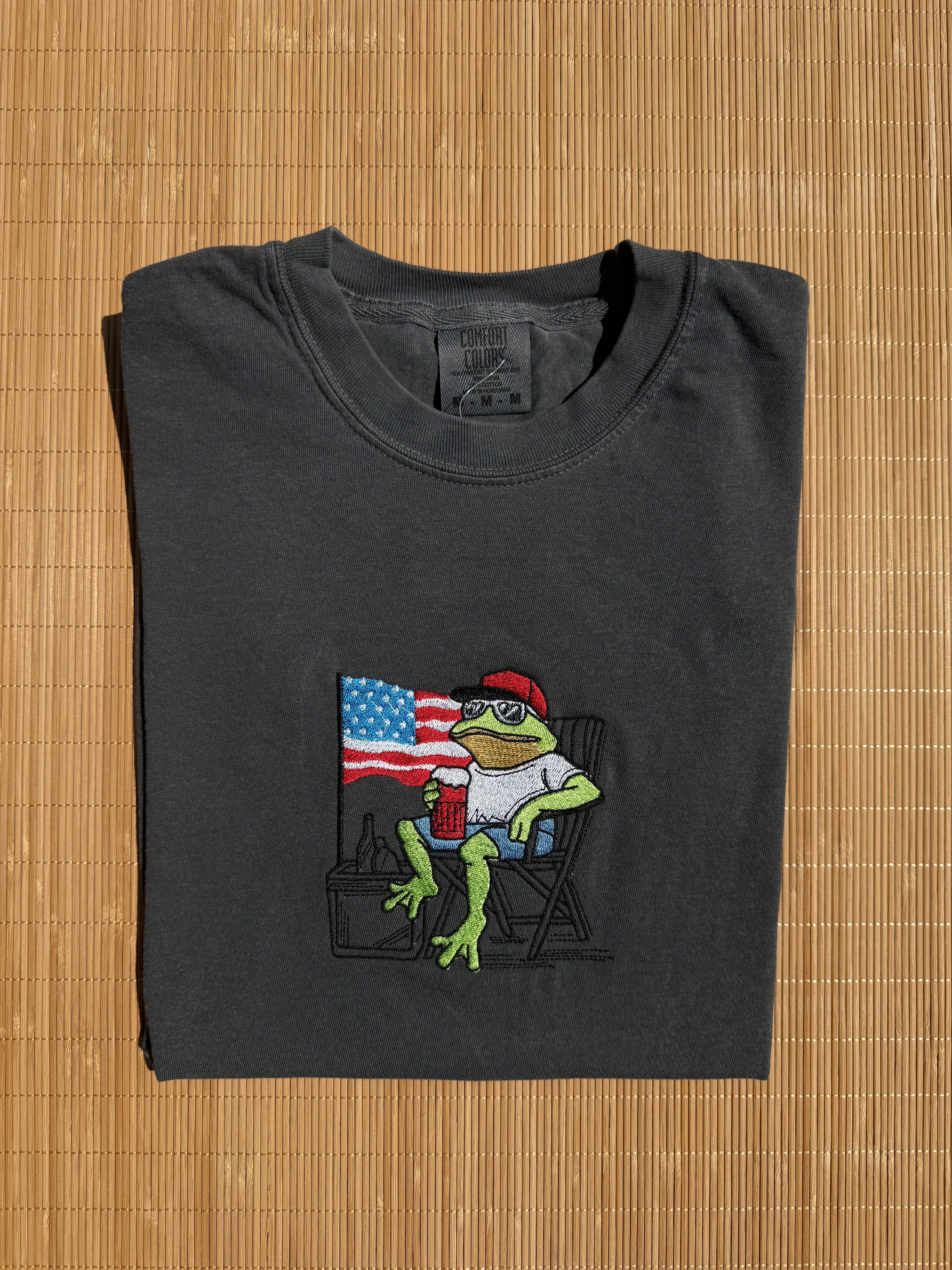 4th of July Frog t-shirt